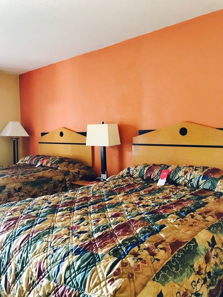 Milan Inn & Suites المظهر الخارجي الصورة