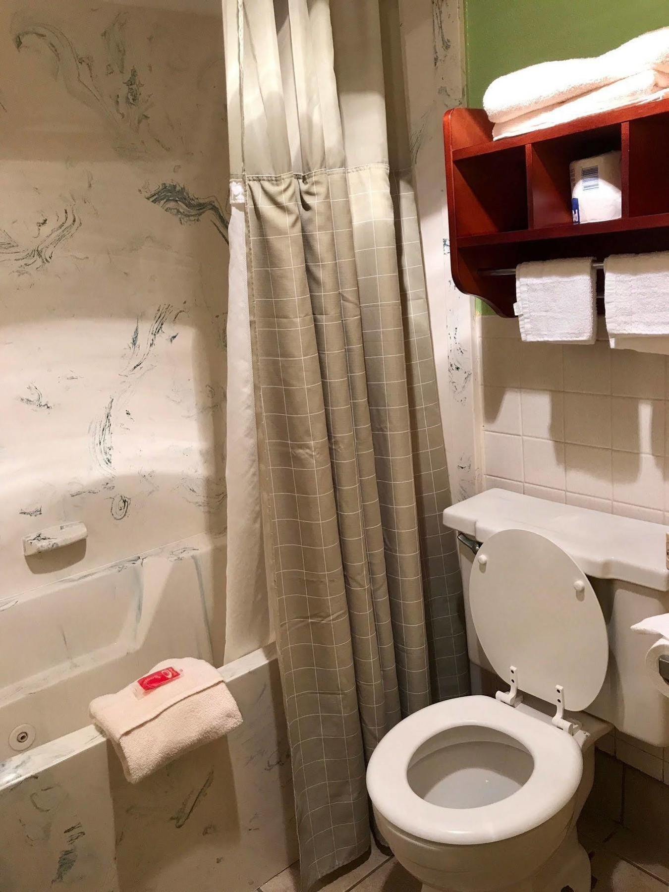 Milan Inn & Suites المظهر الخارجي الصورة