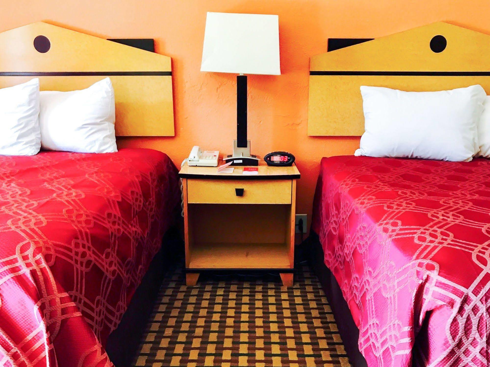 Milan Inn & Suites المظهر الخارجي الصورة
